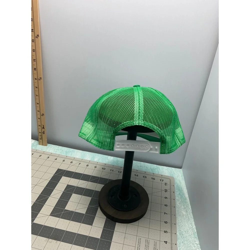JZYEGSW Kiss Me Im Irish St Patricks Day Trucker Hat Green White Snapback Cap